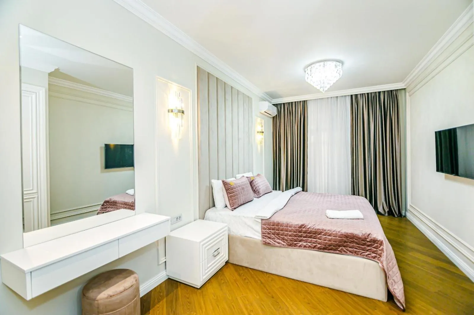 Vip Apartment Ferrari 83 Baku